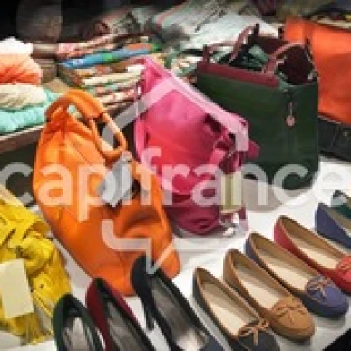 Vente - Habillement - Saint-Jean-de-Maurienne (73300)-photo-3