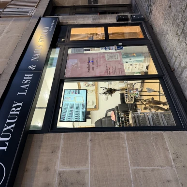 Vente - Institut de beauté - Poissy (78300)-photo-1